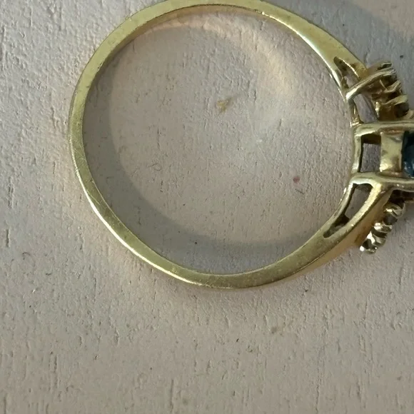 10k Gold and SapphireWomen's Ring - Picture 8 of 9